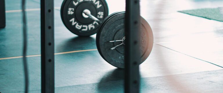 Non poteva sollevare pesi in azienda… ma lo faceva come personal trainer. La Cassazione conferma il licenziamento.